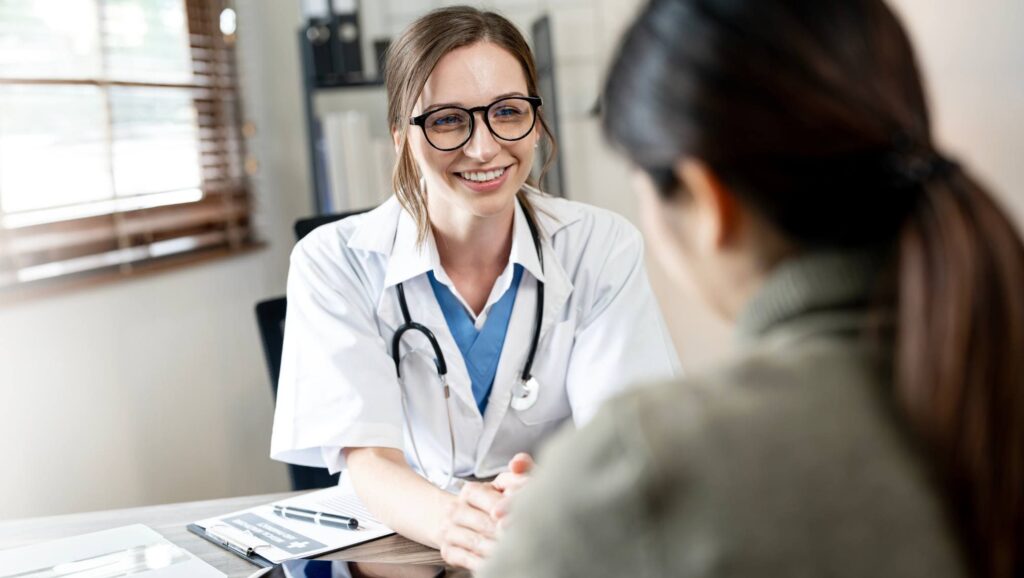 Doctor discussing 'What are rush poppers?' with a client. 